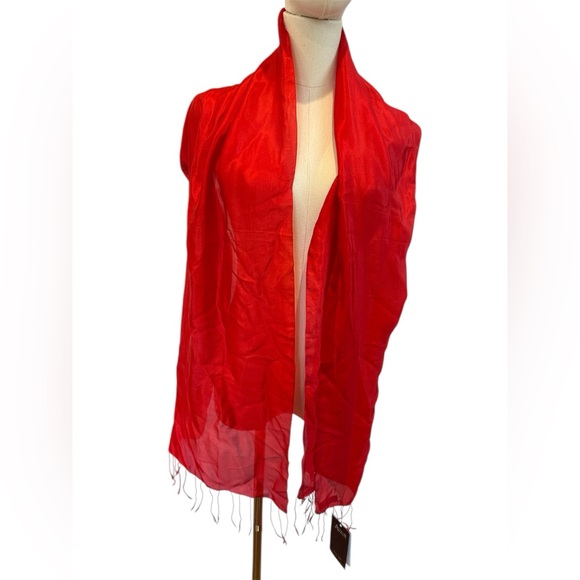 100% Pure Silk Red Scarf never worn with tags - Picture 2 of 5